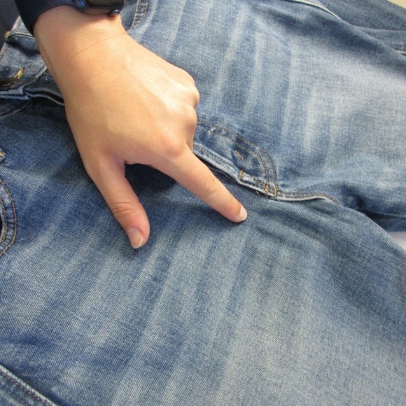 Mother The Tripper Weekender Fray Jeans Women 25 Light Wash Straight Button 524 - Picture 10 of 16